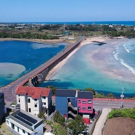 Jeju Gaviota Pension Bagian luar foto