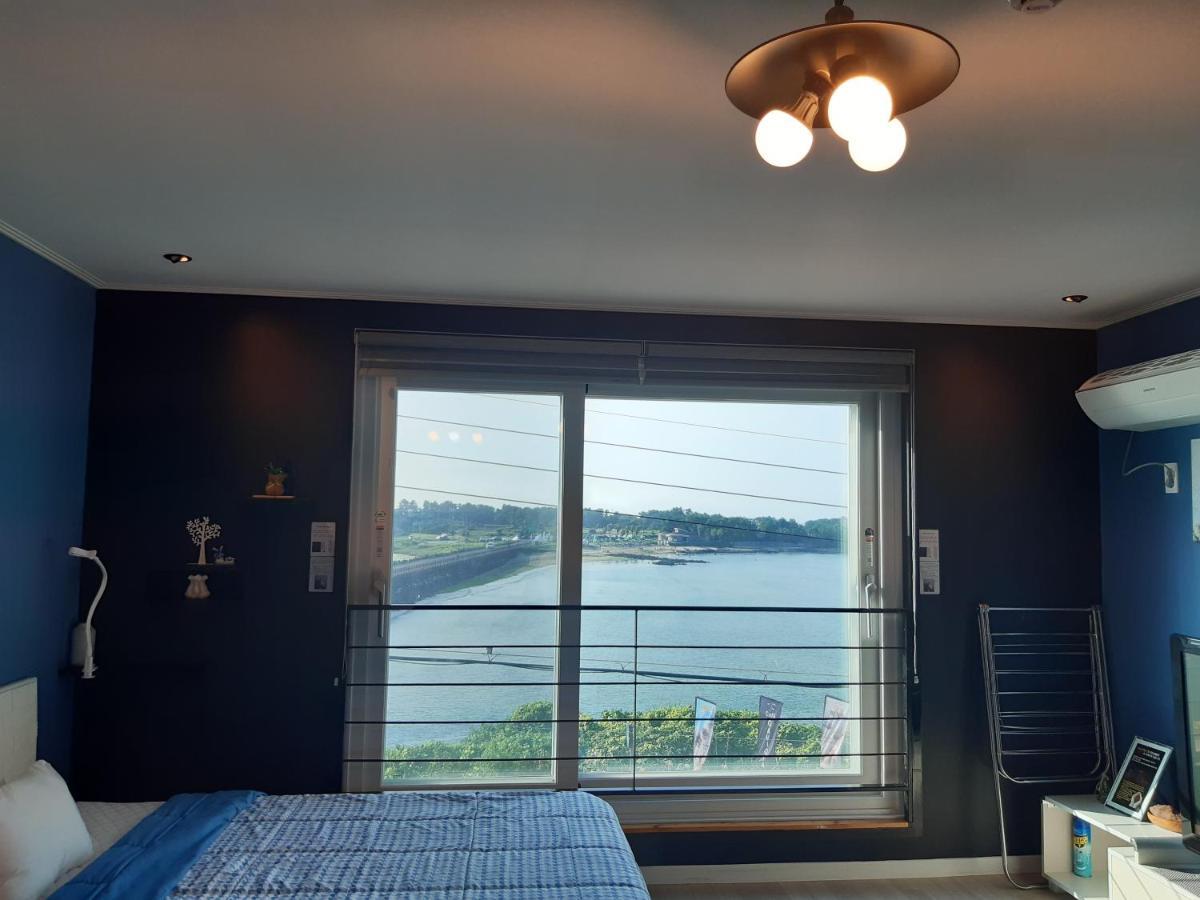Jeju Gaviota Pension Bagian luar foto